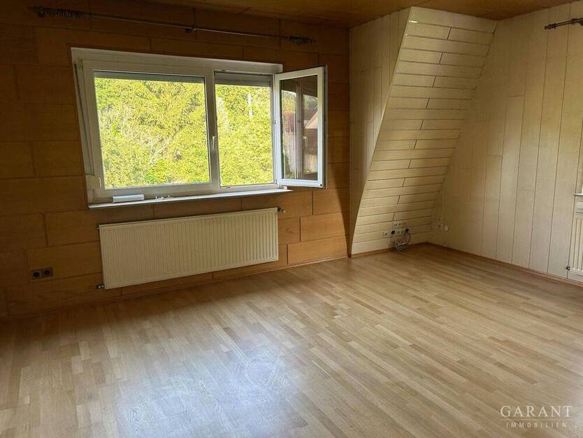 3-Zimmer-Dachgeschoss-Wohnung in Kaltental