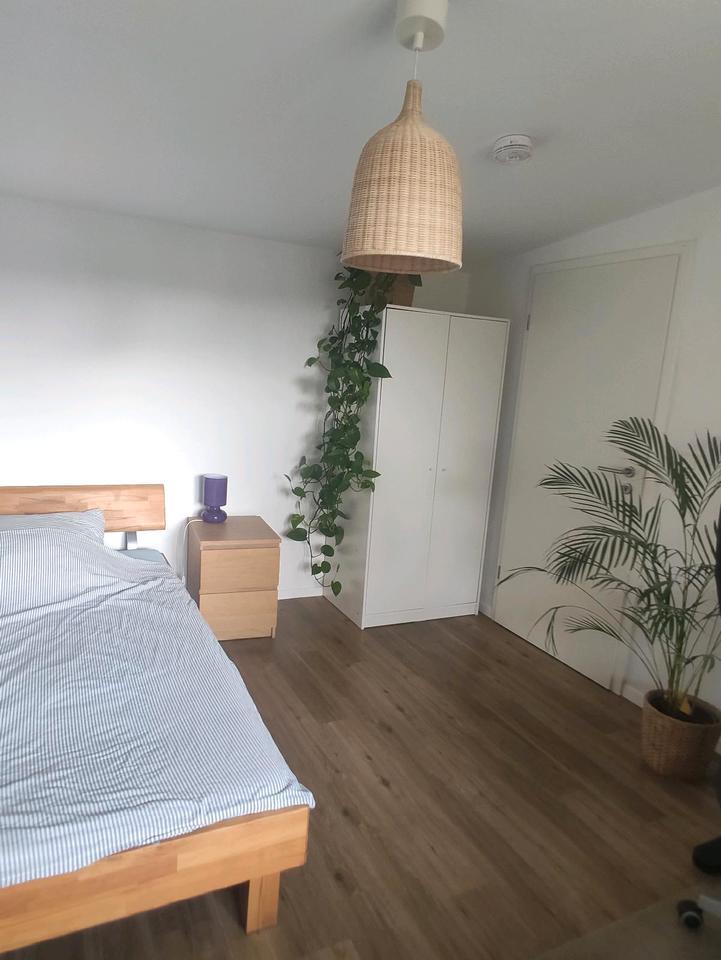 3-Zimmer-Dachgeschoßwohnung mit Südbalkon & EBK in Linden-Mitte