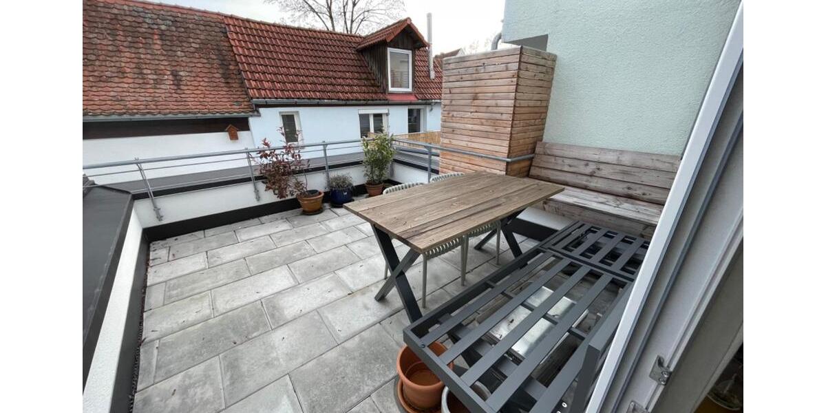 Etagenwohnung Kempten (Allgäu) - 3 Zimmer, 89 m&sup2;, 1.375&euro; | Angebot:26705059