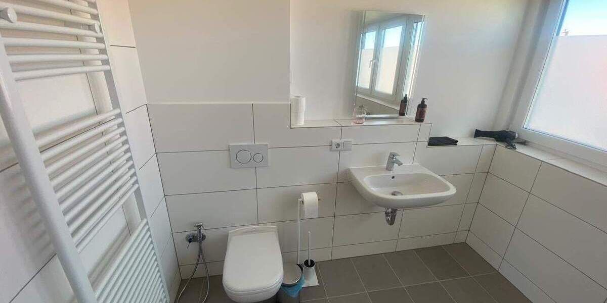 Etagenwohnung Leipzig Sellerhausen-Stünz - 2 Zimmer, 49 m&sup2;, 735&euro; | Angebot:26390631