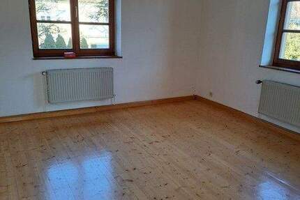 Wohnung Erlangen Innenstadt - 4 Zimmer, 94 m&sup2;, 1.500&euro; | Angebot:25176329