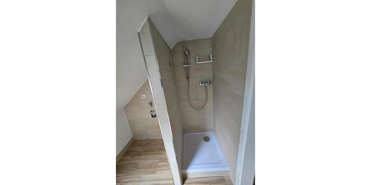 Dachgeschoßwohnung Vilshofen an der Donau - 1 Zimmer, 35 m&sup2;, 350&euro; | Angebot:26535699