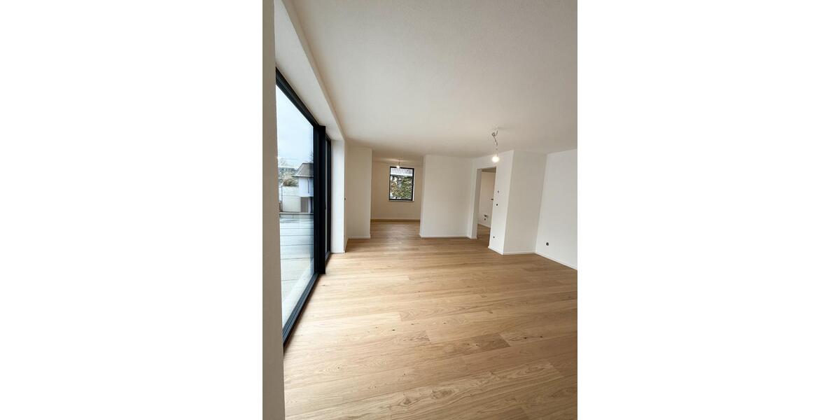 Terrassenwohnung Ismaning - 3.5 Zimmer, 100 m&sup2;, 2.200&euro; | Angebot:25951805