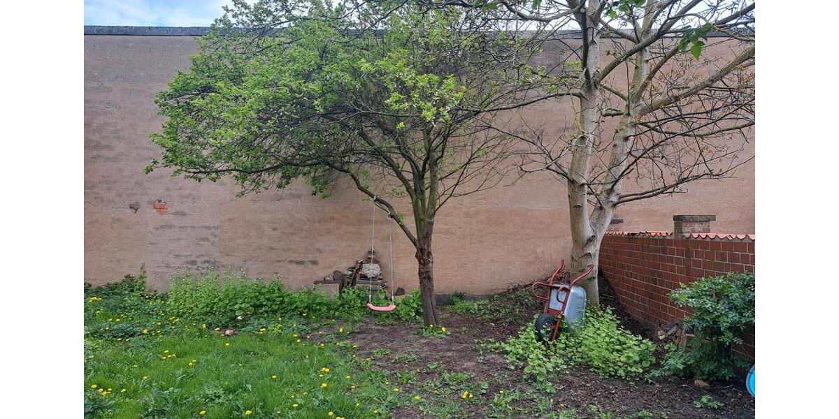 Erdgeschoßwohnung Einbeck - 3 Zimmer, 110 m&sup2;, 700&euro; | Angebot:26211496
