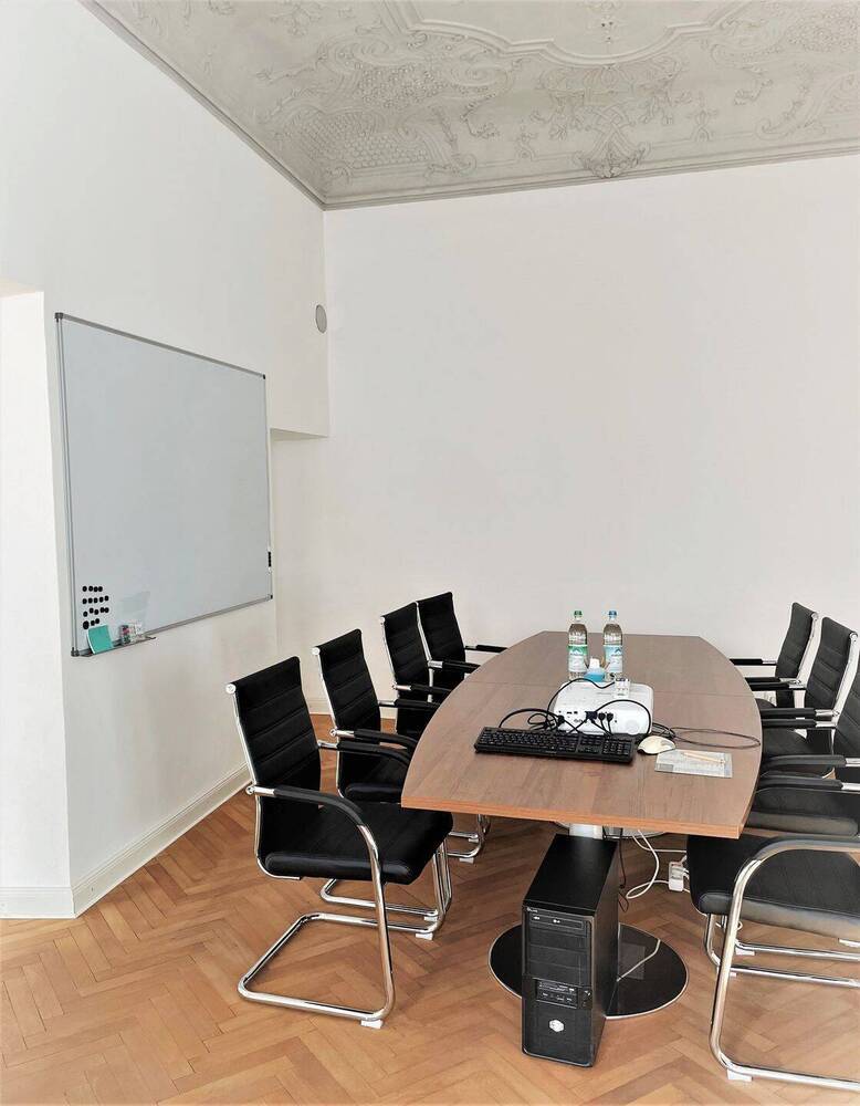 Arbeitsplätze in schönem Jugendstil-Büro im Herzen der Altstadt - All-in-Miete