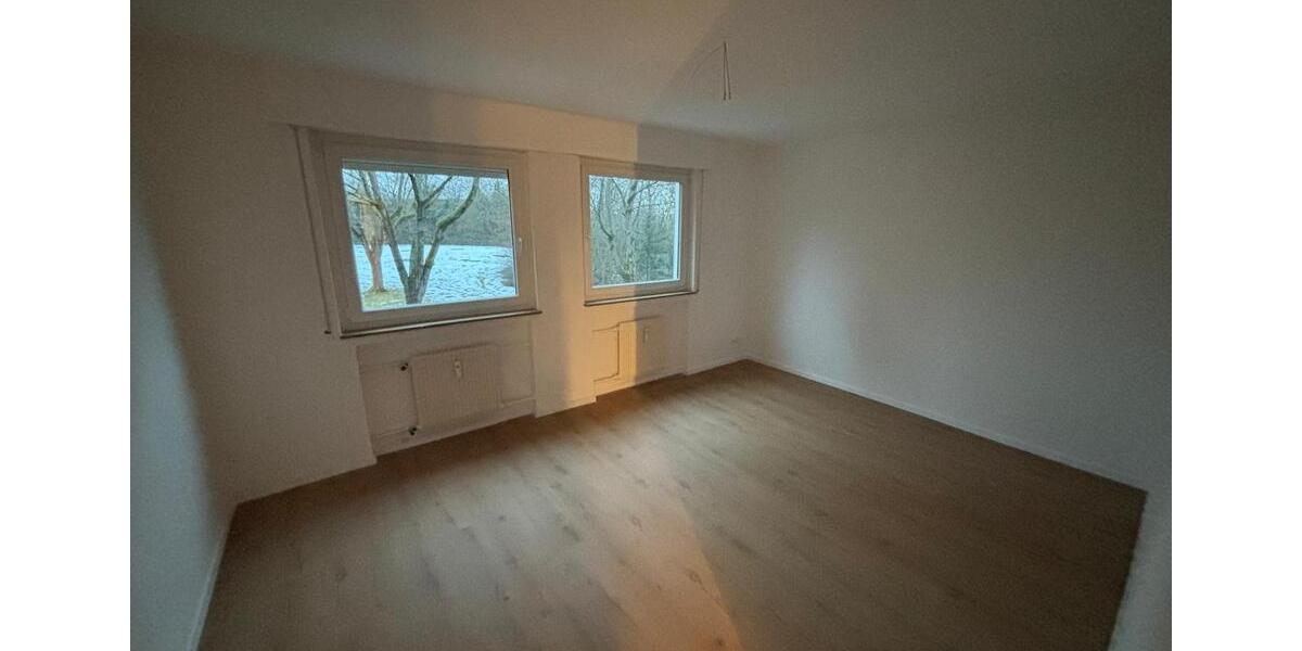 Etagenwohnung Werneck - 3 Zimmer, 75 m&sup2;, 780&euro; | Angebot:24946654