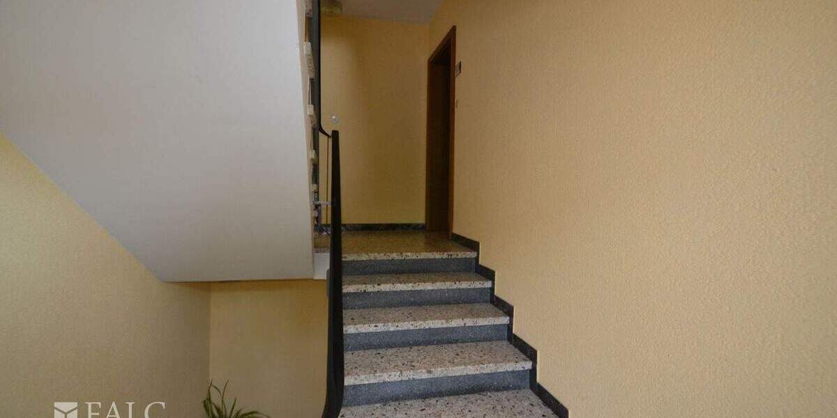 Etagenwohnung Hanau - 3 Zimmer, 79 m&sup2;, 998&euro; | Angebot:25677996