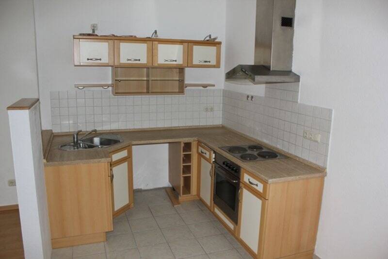 Etagenwohnung Schwerin Weststadt - 2 Zimmer, 67 m&sup2;, 608&euro; | Angebot:26807167