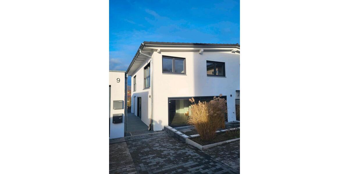 Doppelhaushälfte Schemmerhofen - 4 Zimmer, 155 m&sup2;, 1.600&euro; | Angebot:26641062