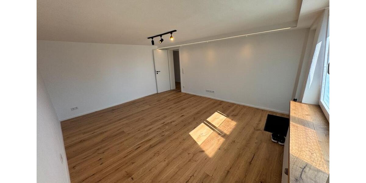 Etagenwohnung Hepberg - 1.000&euro; | Angebot:23591563