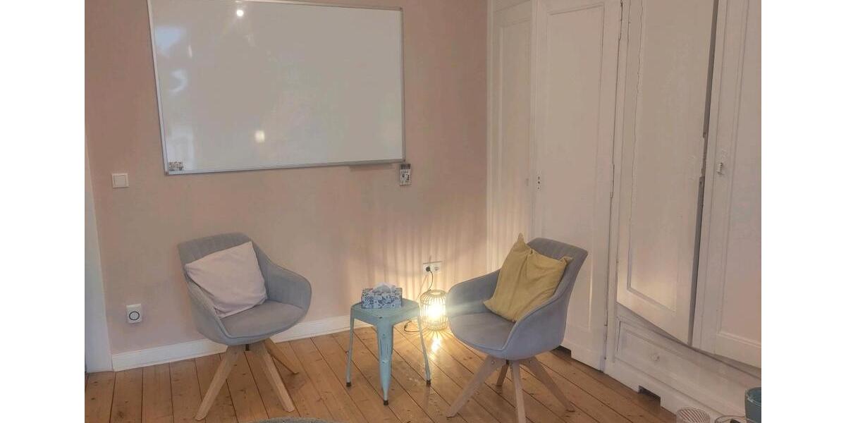 Gewerbeobjekt Altenbeken - 100&euro; | Angebot:24217041