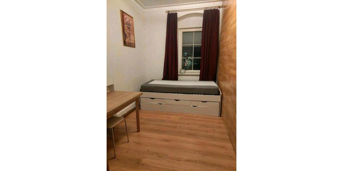 Erdgeschoßwohnung Esslingen am Neckar - 1 Zimmer, 13 m&sup2;, 500&euro; | Angebot:24705993