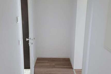 Wohnung Ludwigshafen am Rhein / Maudach Maudach - 2 Zimmer, 56 m&sup2;, 750&euro; | Angebot:26676390
