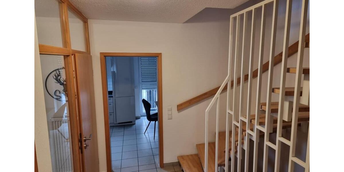 Doppelhaushälfte Straubing - 5 Zimmer, 128 m&sup2;, 1.390&euro; | Angebot:24855303