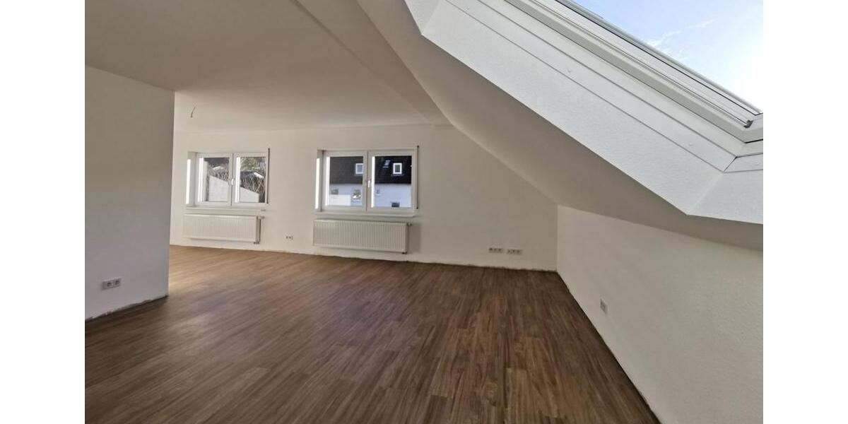 Dachgeschoßwohnung Haiger - 2 Zimmer, 64 m&sup2;, 595&euro; | Angebot:26235175