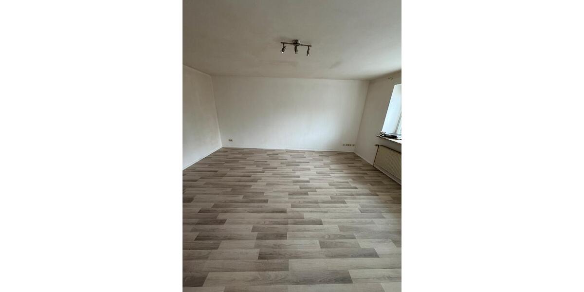 Erdgeschoßwohnung Elmshorn - 1 Zimmer, 50 m&sup2;, 689&euro; | Angebot:26025753