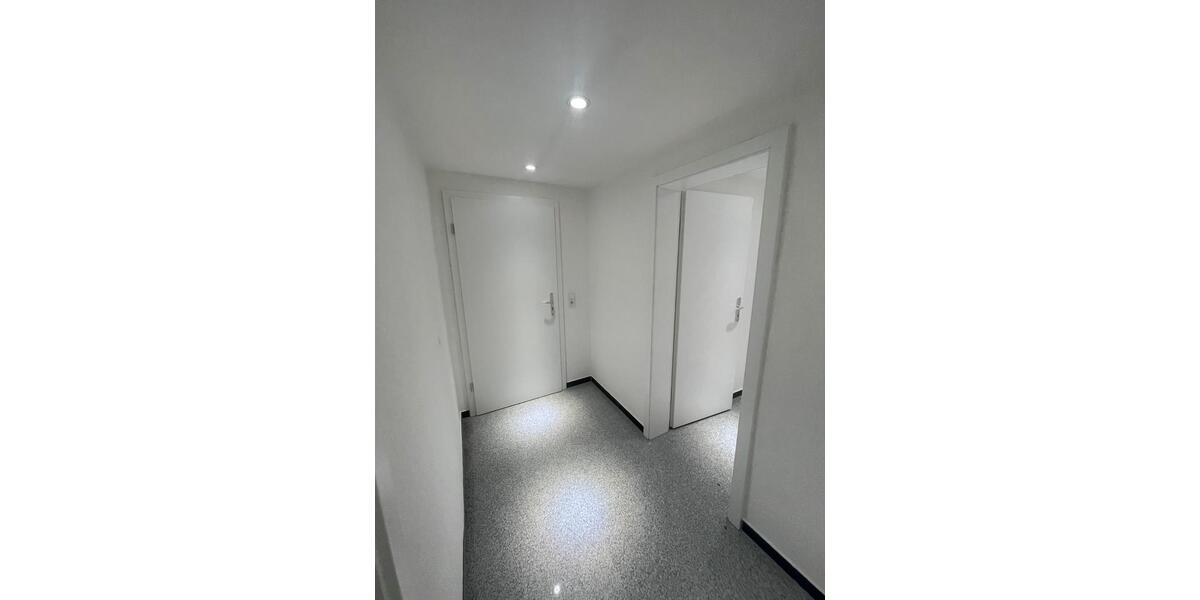 Erdgeschoßwohnung Linden - 1.5 Zimmer, 45 m&sup2;, 500&euro; | Angebot:24750620