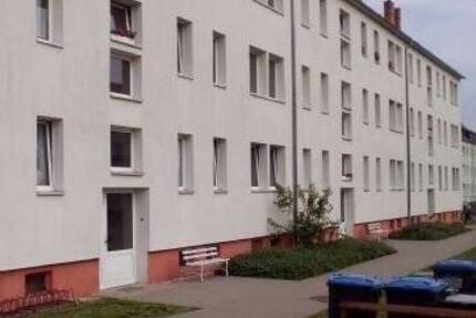 kleine 3 Raumwohnung mit Balkon zum Selbstrenovieren 3 zimmer