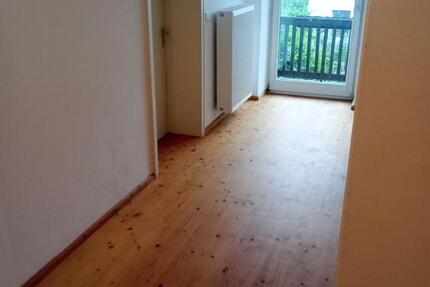 Wohnung Holzkirchen - 3.5 Zimmer, 105 m&sup2;, 1.300&euro; | Angebot:25899379