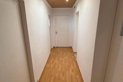 Wohnung Schöppenstedt - 4 Zimmer, 78 m&sup2;, 700&euro; | Angebot:24774028