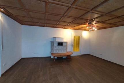 Schöne 3 Zimmer Souterrain Wohnung Oberhausen OBB