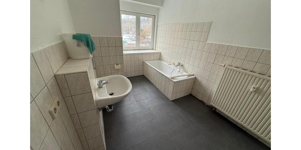 Etagenwohnung Plauen Alt Chrieschwitz - 2 Zimmer, 53 m&sup2;, 265&euro; | Angebot:26300863