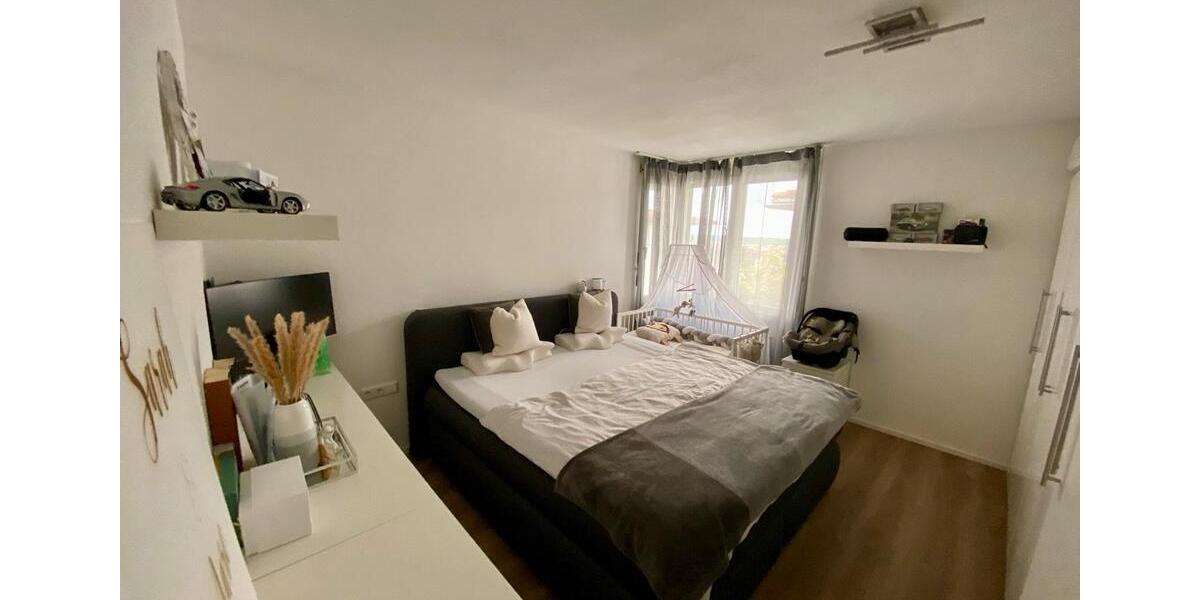 Etagenwohnung Rutesheim - 3 Zimmer, 76 m&sup2;, 1.425&euro; | Angebot:26624329