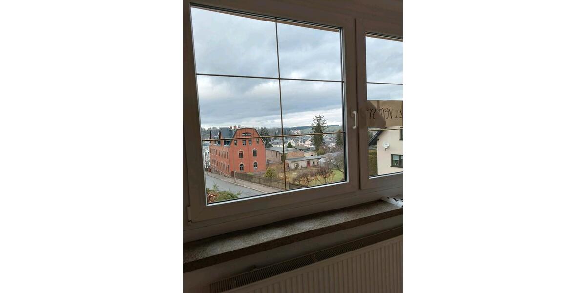 Helle 3 Raumwohnung mit Panoramafenster, Bad und WC getrennt 3 zimmer