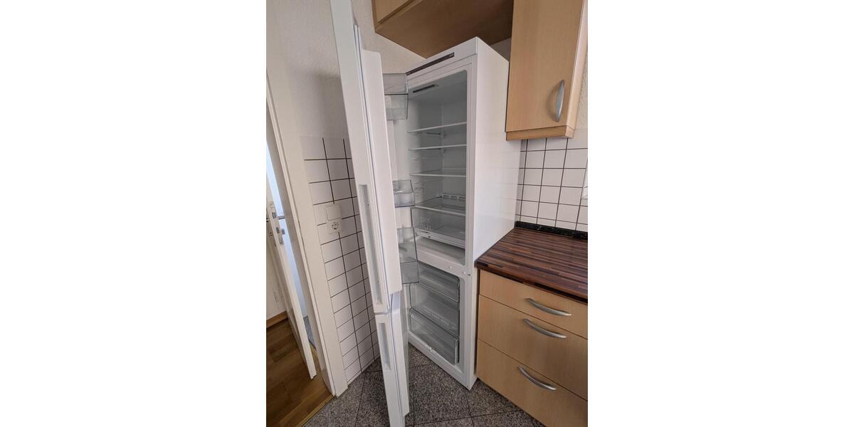 Erdgeschoßwohnung Stuttgart Bad Cannstatt - 4 Zimmer, 102 m&sup2;, 1.795&euro; | Angebot:26574382