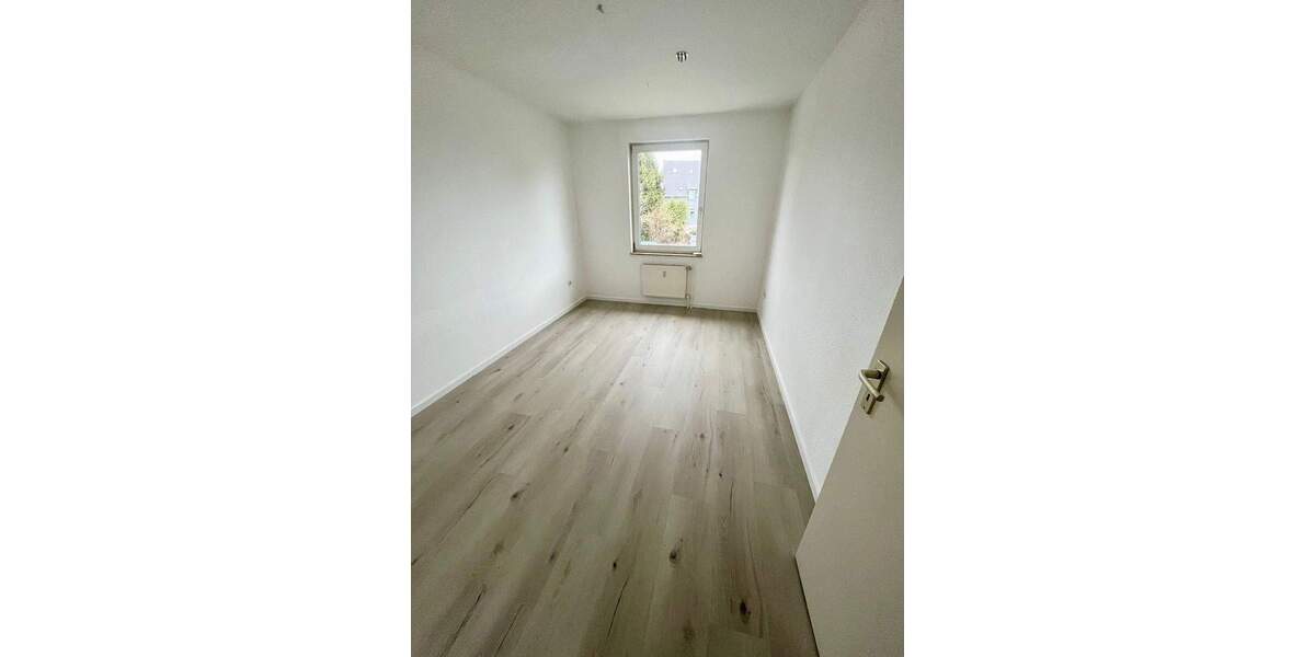 Etagenwohnung Ronnenberg - 3 Zimmer, 76 m&sup2;, 730&euro; | Angebot:23884804