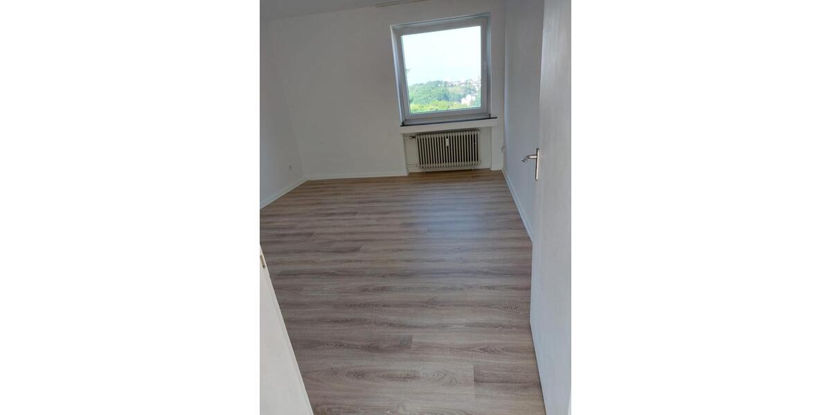 Etagenwohnung Stolberg (Rheinland) - 4 Zimmer, 90 m&sup2;, 490&euro; | Angebot:25178856
