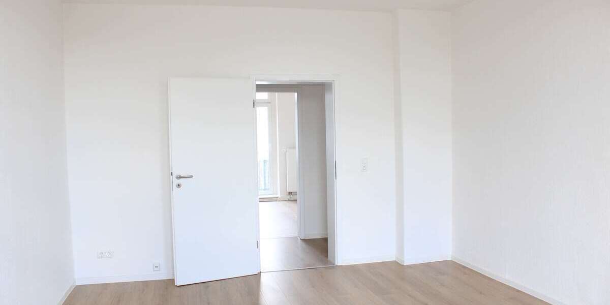 frisch renovierte 3 Zimmer-Wohnung *mit Balkon* ***1 Monat Kaltmietenfrei*** - Appartement Magdeburg Stadtfeld Ost | Angebot:10907963