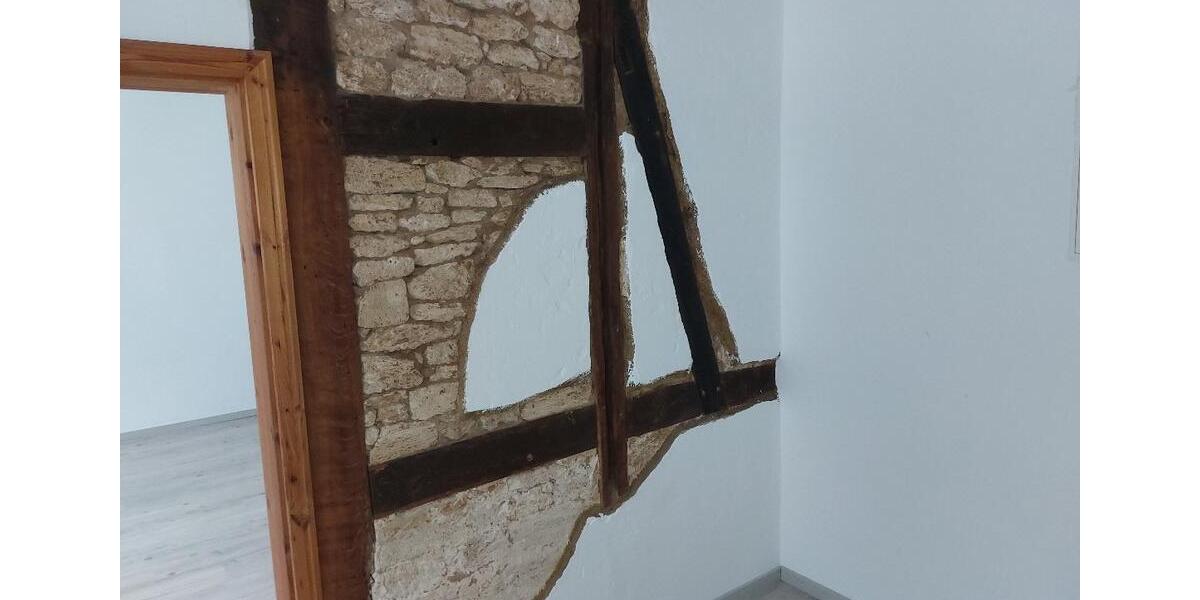 Erdgeschoßwohnung Kassel - 4 Zimmer, 96 m&sup2;, 700&euro; | Angebot:26265657