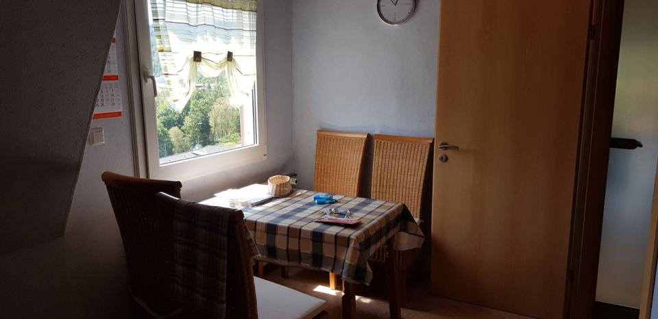 Dachgeschoßwohnung Werdohl - 4 Zimmer, 98 m&sup2;, 600&euro; | Angebot:26148087