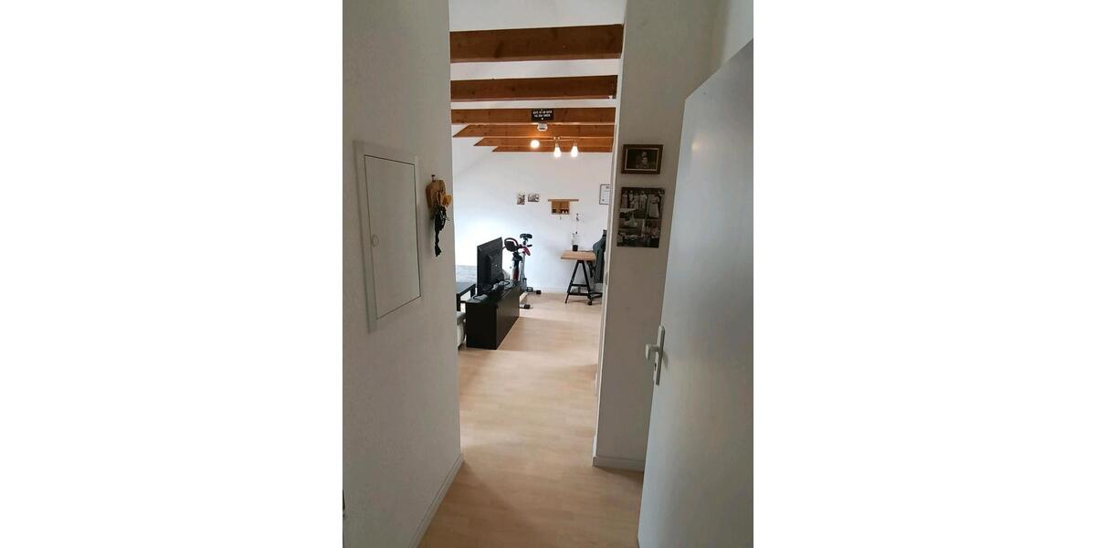 Dachgeschoßwohnung Schweinfurt Gartenstadt - 1 Zimmer, 27 m&sup2;, 340&euro; | Angebot:26021052