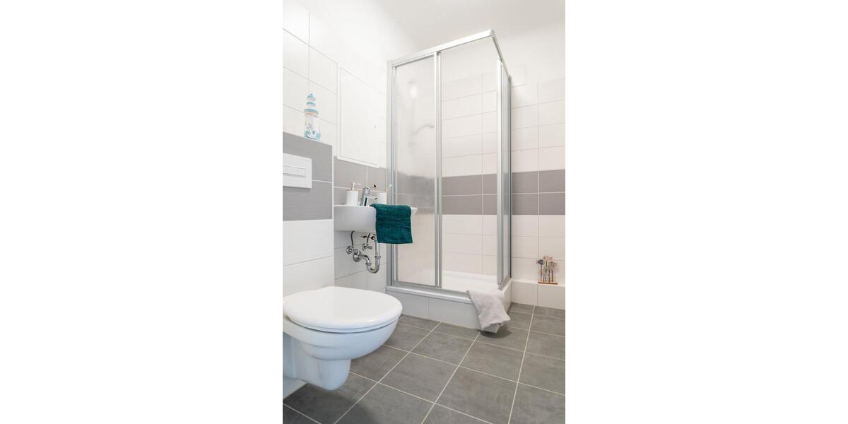 Neu gefällig? Sanierte 1-Raum-Wohnung mit Aufzug. 1 zimmer