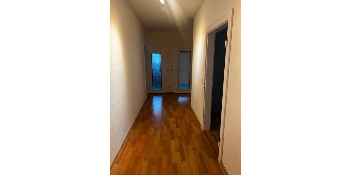 3 Raum Wohnung mit Einbauküche 3 zimmer