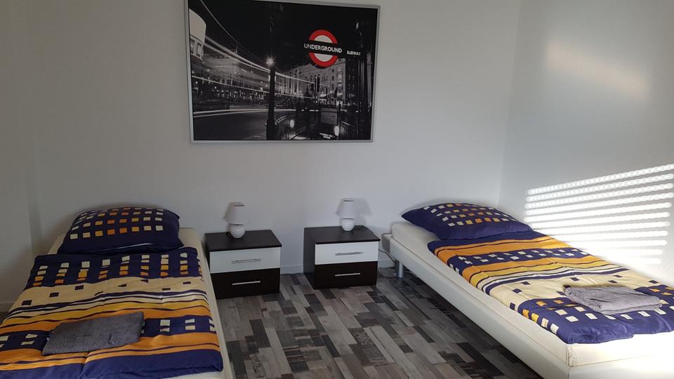 Wohnen auf Zeit Viersen Hülsdonk - 5 Zimmer, 16 m&sup2;, 18&euro; | Angebot:25795463