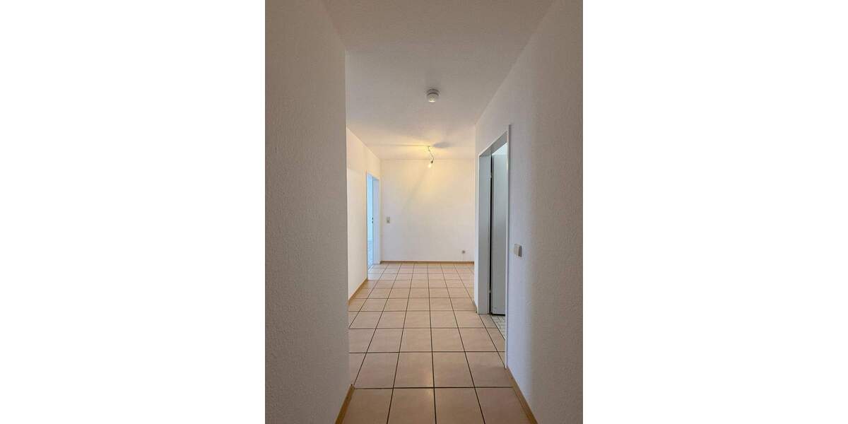 Etagenwohnung Rielasingen-Worblingen Rielasingen - 2 Zimmer, 68 m&sup2;, 650&euro; | Angebot:24595899