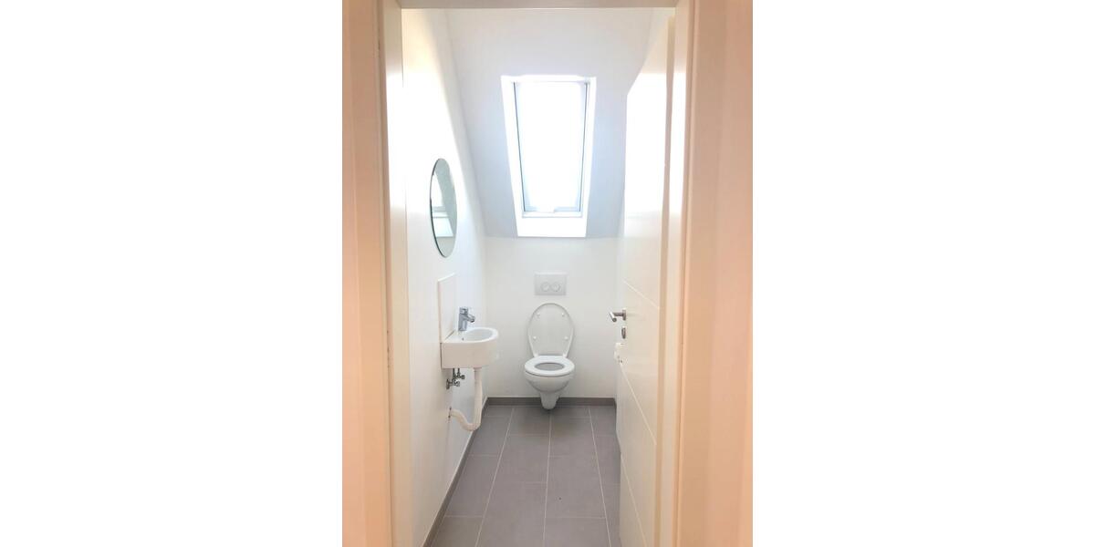 Dachgeschoßwohnung Crailsheim - 4 Zimmer, 115 m&sup2;, 1.090&euro; | Angebot:26618471