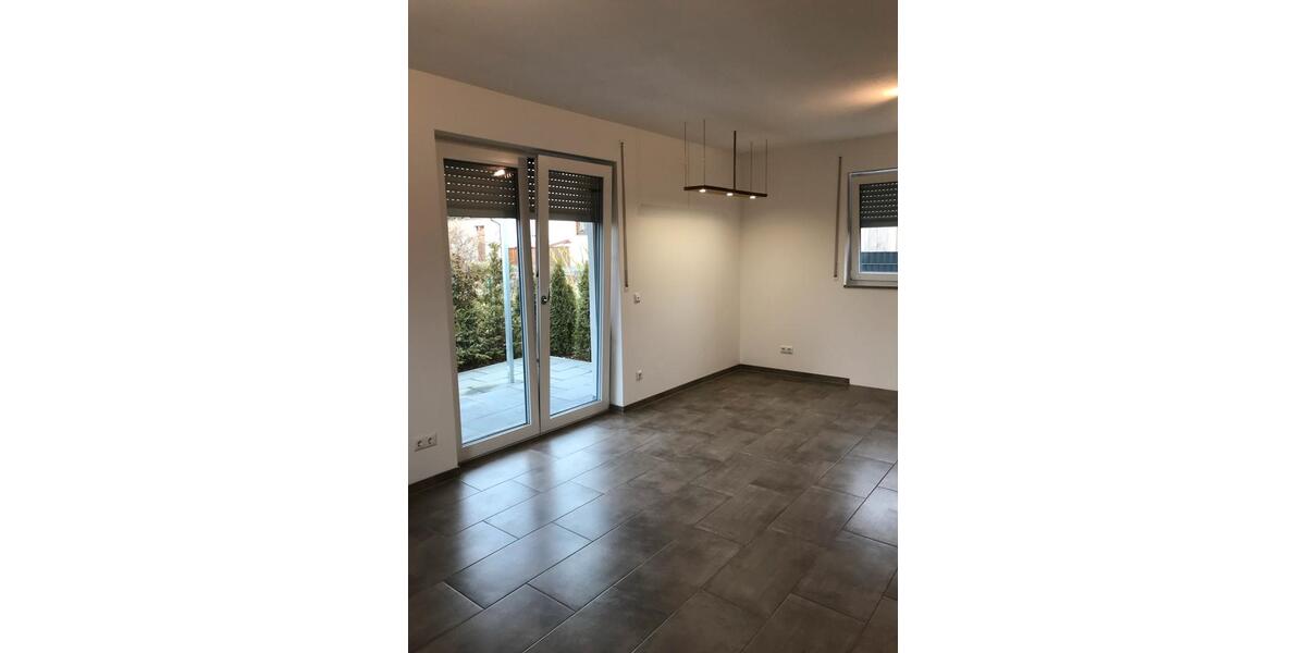 Erdgeschoßwohnung Berching - 2.5 Zimmer, 60 m&sup2;, 660&euro; | Angebot:26494736