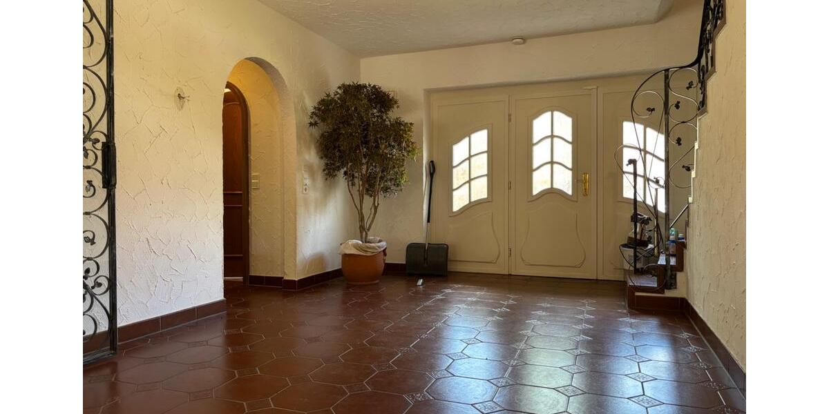 Villa Dassendorf - 6 Zimmer, 293 m&sup2;, 4.200&euro; | Angebot:25711236