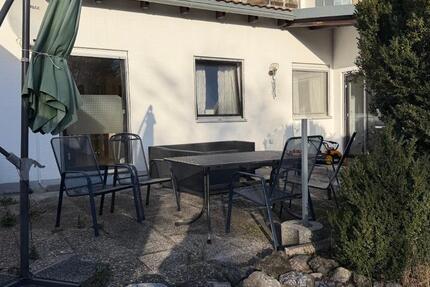 Haus Neusäß - 4 Zimmer, 135 m&sup2;, 1.950&euro; | Angebot:25084117