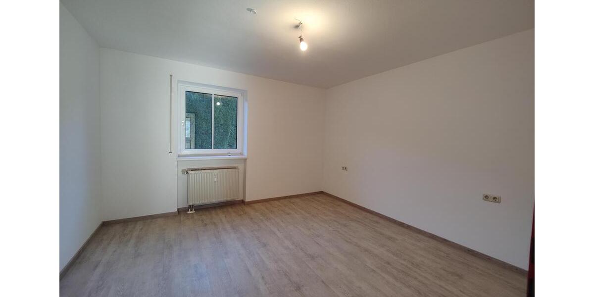 Frisch Renovierte Gartenwohnung zur Miete 3 zimmer