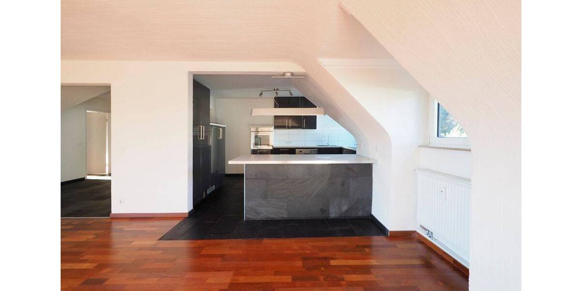 Etagenwohnung Saarbrücken Güdingen - 4 Zimmer, 140 m&sup2;, 1.250&euro; | Angebot:26154857