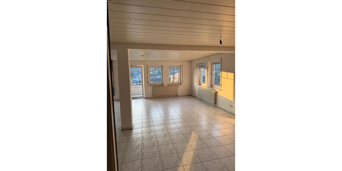 Etagenwohnung Oberndorf am Neckar - 2 Zimmer, 73 m&sup2;, 800&euro; | Angebot:25844625