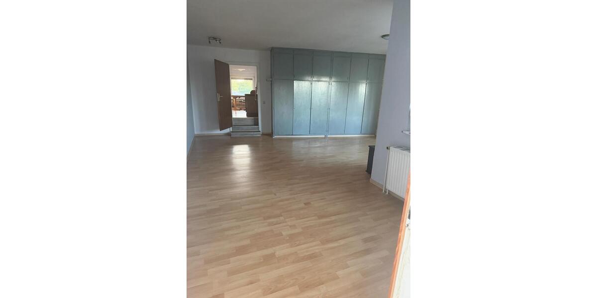 Erdgeschoßwohnung Büchenbeuren - 2 Zimmer, 75 m&sup2;, 600&euro; | Angebot:26447743