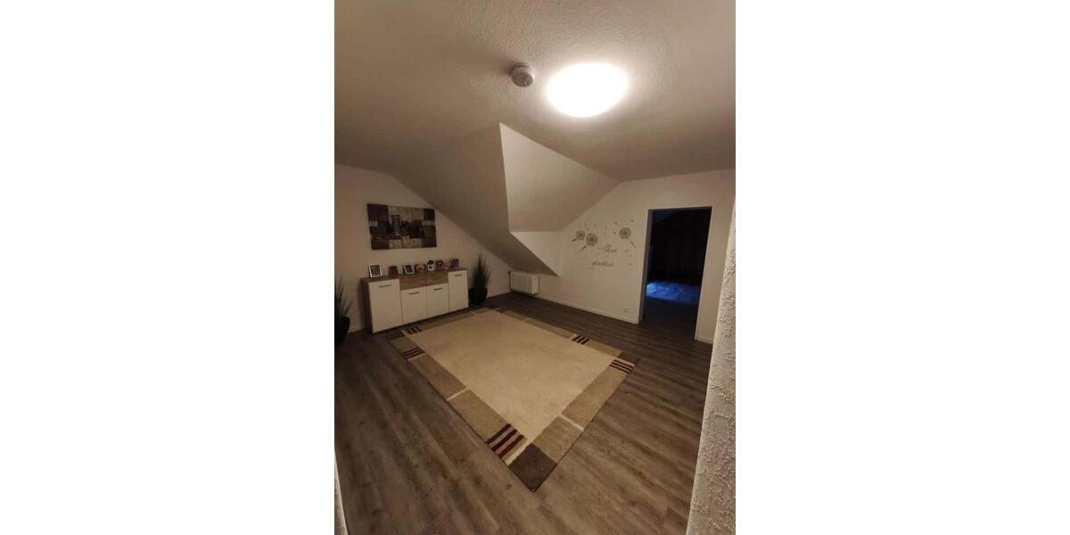 Maisonettenwohnung Lingen (Ems) Gauerbach - 4 Zimmer, 150 m&sup2;, 1.300&euro; | Angebot:24627746