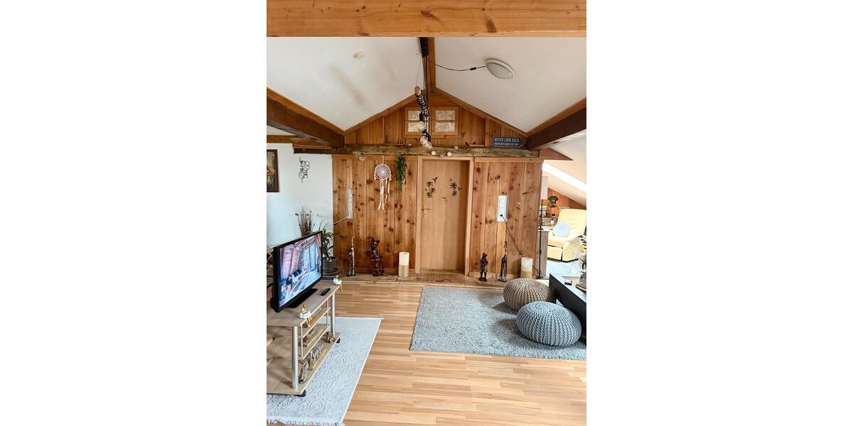 Dachgeschoßwohnung Burghausen - 2 Zimmer, 48 m&sup2;, 615&euro; | Angebot:25254888