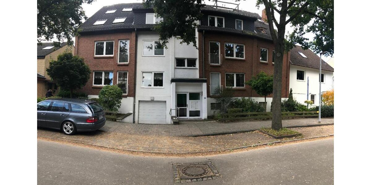 Dachgeschoßwohnung Bremen Häfen - 2.5 Zimmer, 54 m&sup2;, 650&euro; | Angebot:25865092